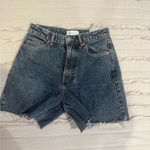 Zara Women's Distressed Blue Jean Shorts